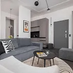 Stylish Ideal For Remote Work By Renters Apartment *