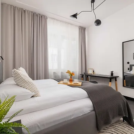 Stylish Ideal For Remote Work By Renters Катовице