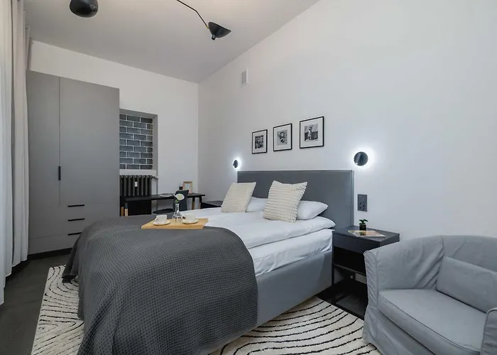 Apartment Stylish Ideal For Remote Work By Renters Kattowitz