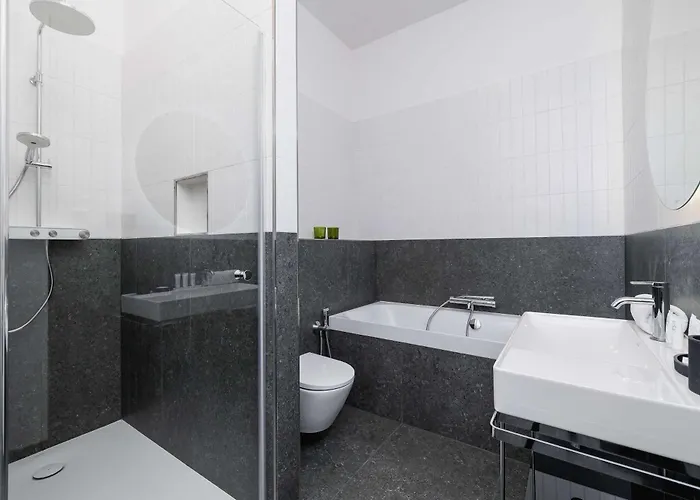 Apartment Stylish Ideal For Remote Work By Renters *