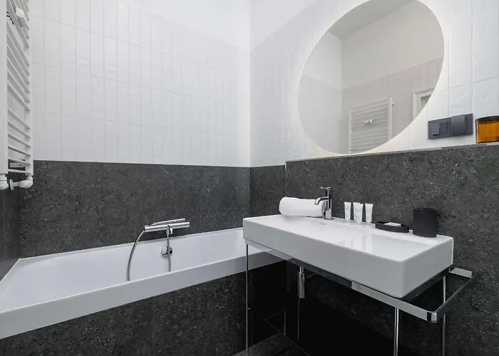 Stylish Ideal For Remote Work By Renters *