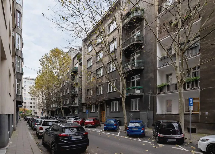 Apartment Stylish Ideal For Remote Work By Renters